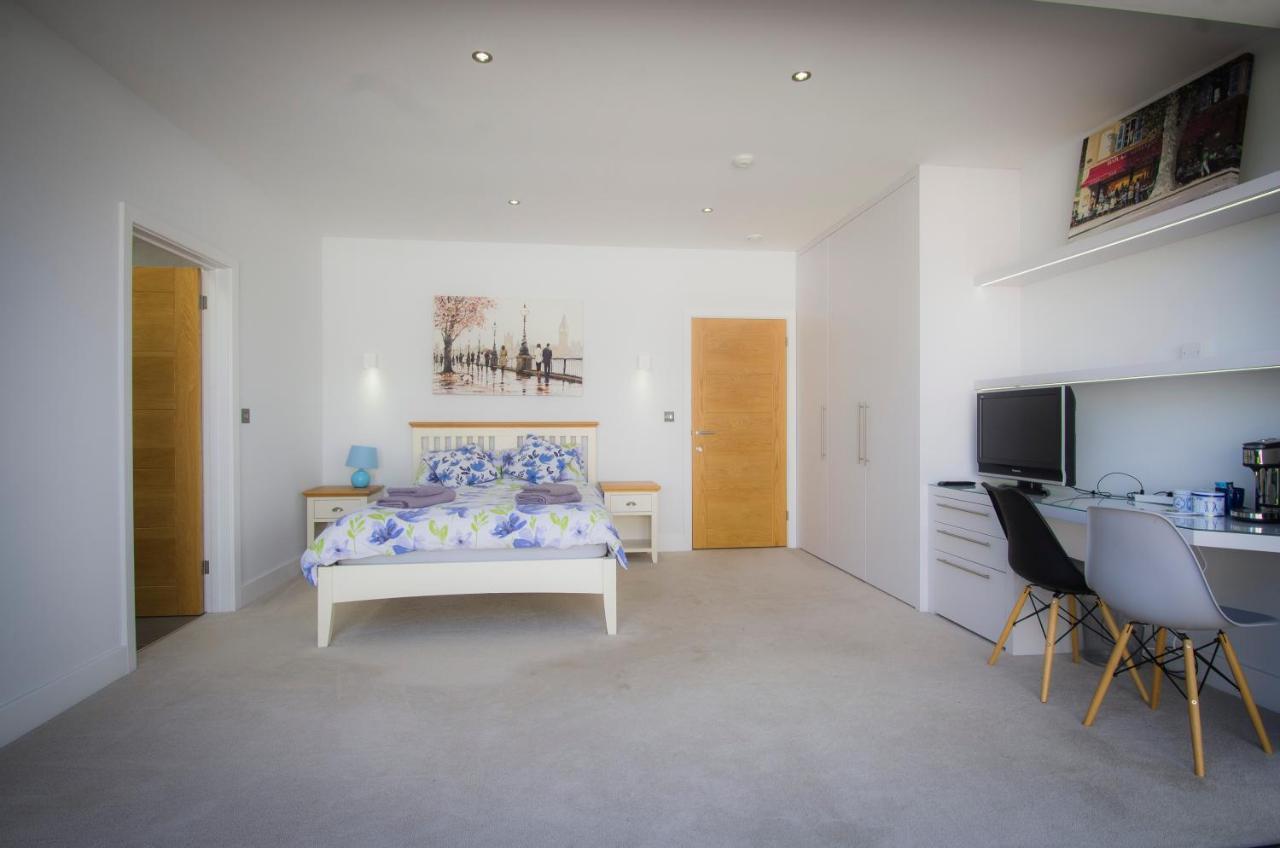 Allen Ridge Hythe  Extérieur photo